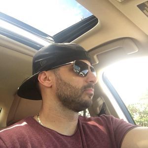 Meet your Posher, Mario cesar